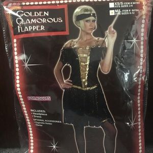 Golden glamorous flapper costume